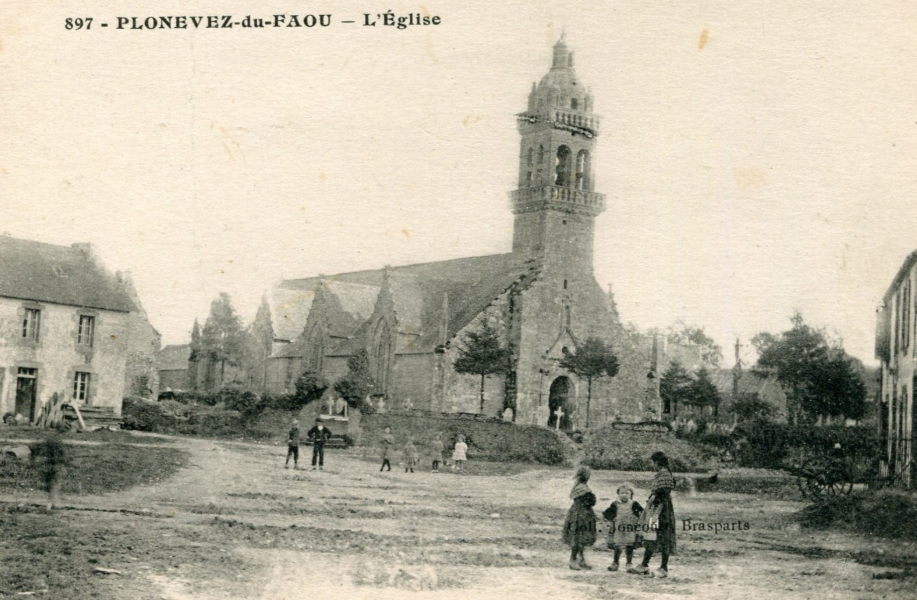 Plonévez-du-Faou Eglise