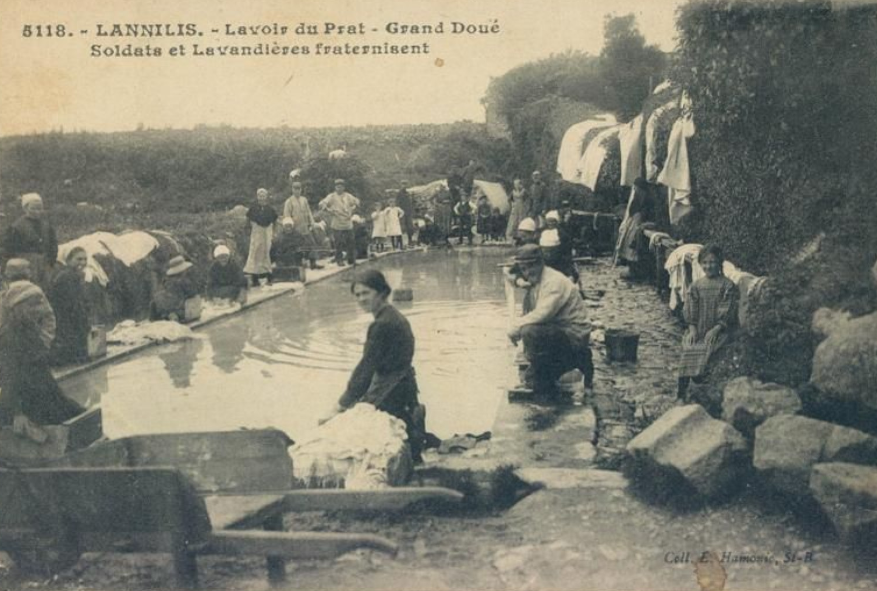 Lannilis lavoir du Prat