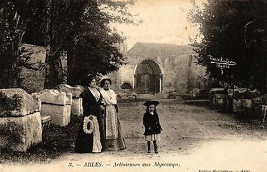 Arles