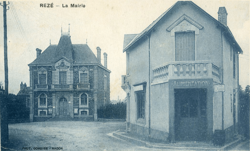 Rezé la mairie