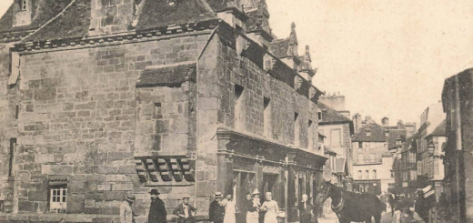 Landerneau Le vieux château de Rohan