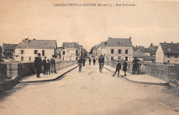 Châteauneuf-sur-Sarthe, Rue Nationale