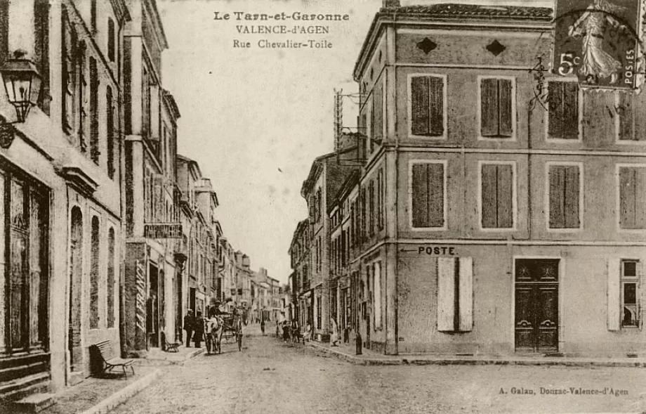 Valence d'Agen rue chevalier Toile