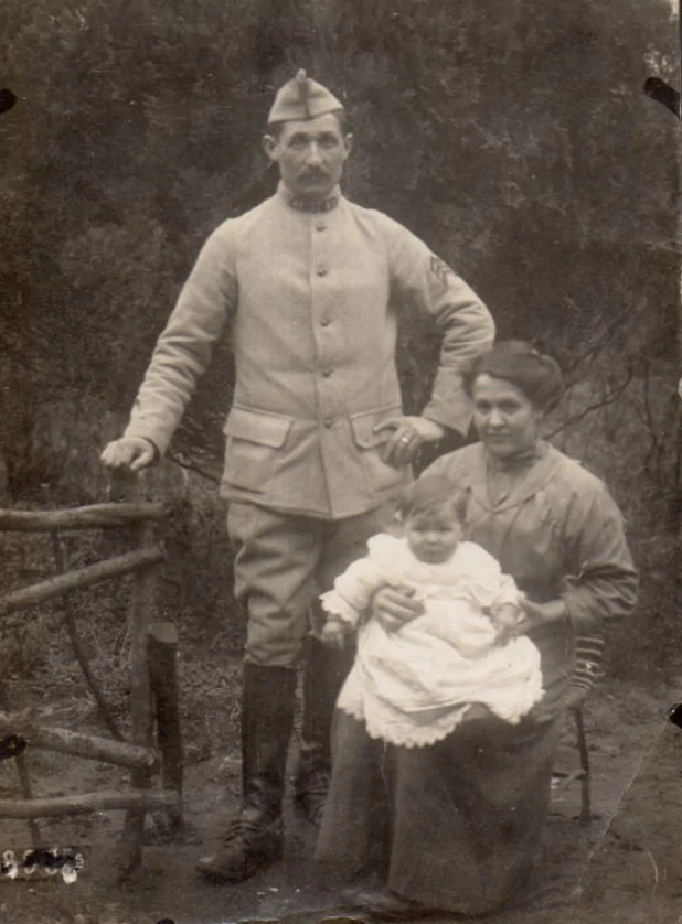 41e régiment d'infanterie 1914 1915 poilu avec sa famille