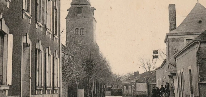 Saint-Fort Mayenne rue principale