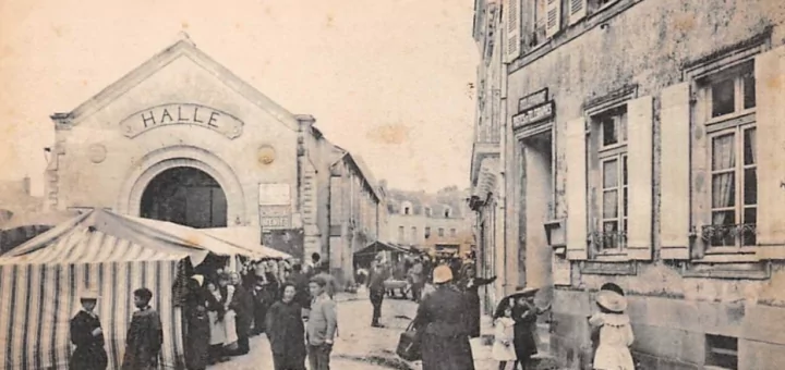 Savenay la place des halles