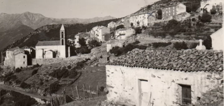 Ventiseri village Corse