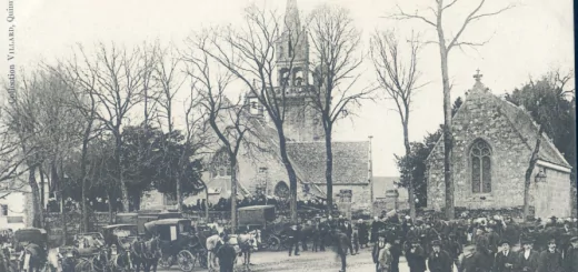 Ploujean place de l'église