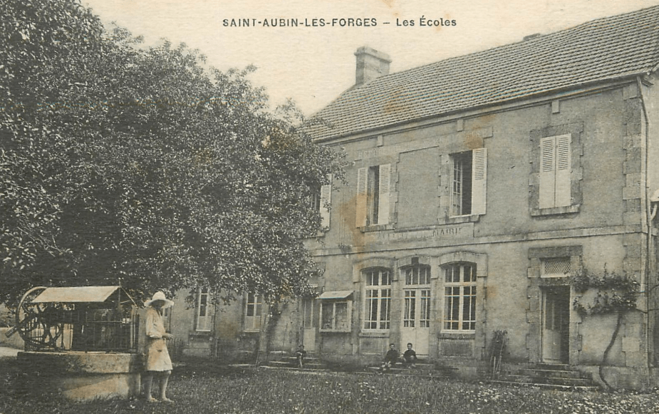Saint-Aubin-les-Forges écoles