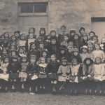 Verneuil photo de classe de filles 1917