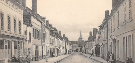 Villeneuve-l'Archevêque rue de la république