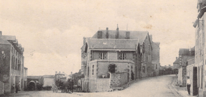 Pouzauges carrefour de la poste