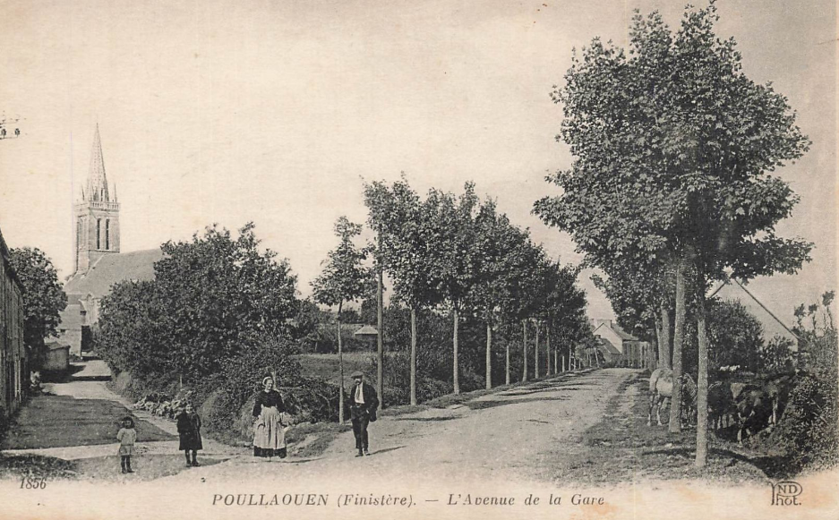 Poullaouen avenue de la gare