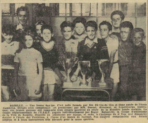 Romily groupe élèves sportifs école Gambetta L'Est Eclair 2 juillet 1954