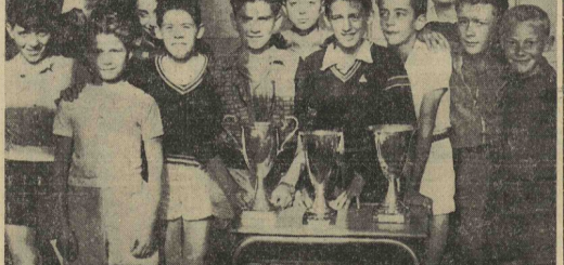 Romily groupe élèves sportifs école Gambetta L'Est Eclair 2 juillet 1954