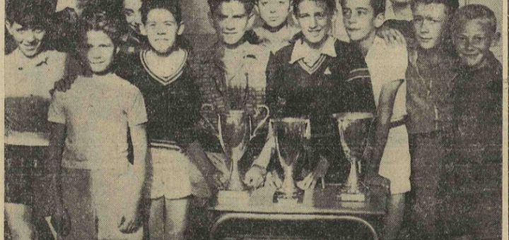 Romily groupe élèves sportifs école Gambetta L'Est Eclair 2 juillet 1954