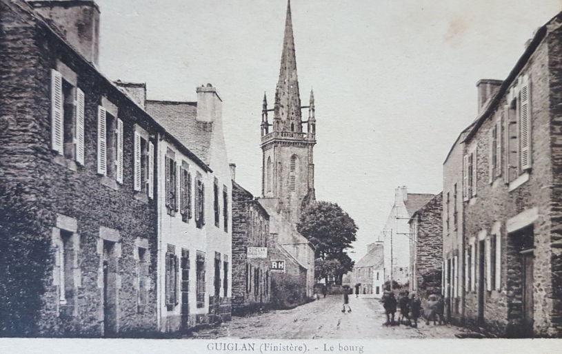 Guiclan Le bourg