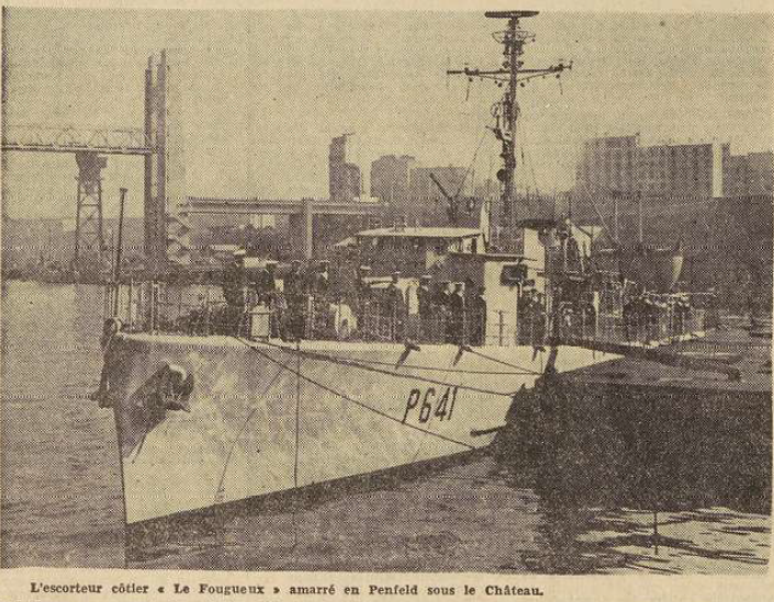 Escorteur côtier Le Fougueux à Brest 1955