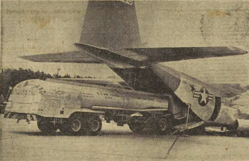 Nouveaux avions à turbines Locked de transport Le télégramme 25 Juillet 1955
